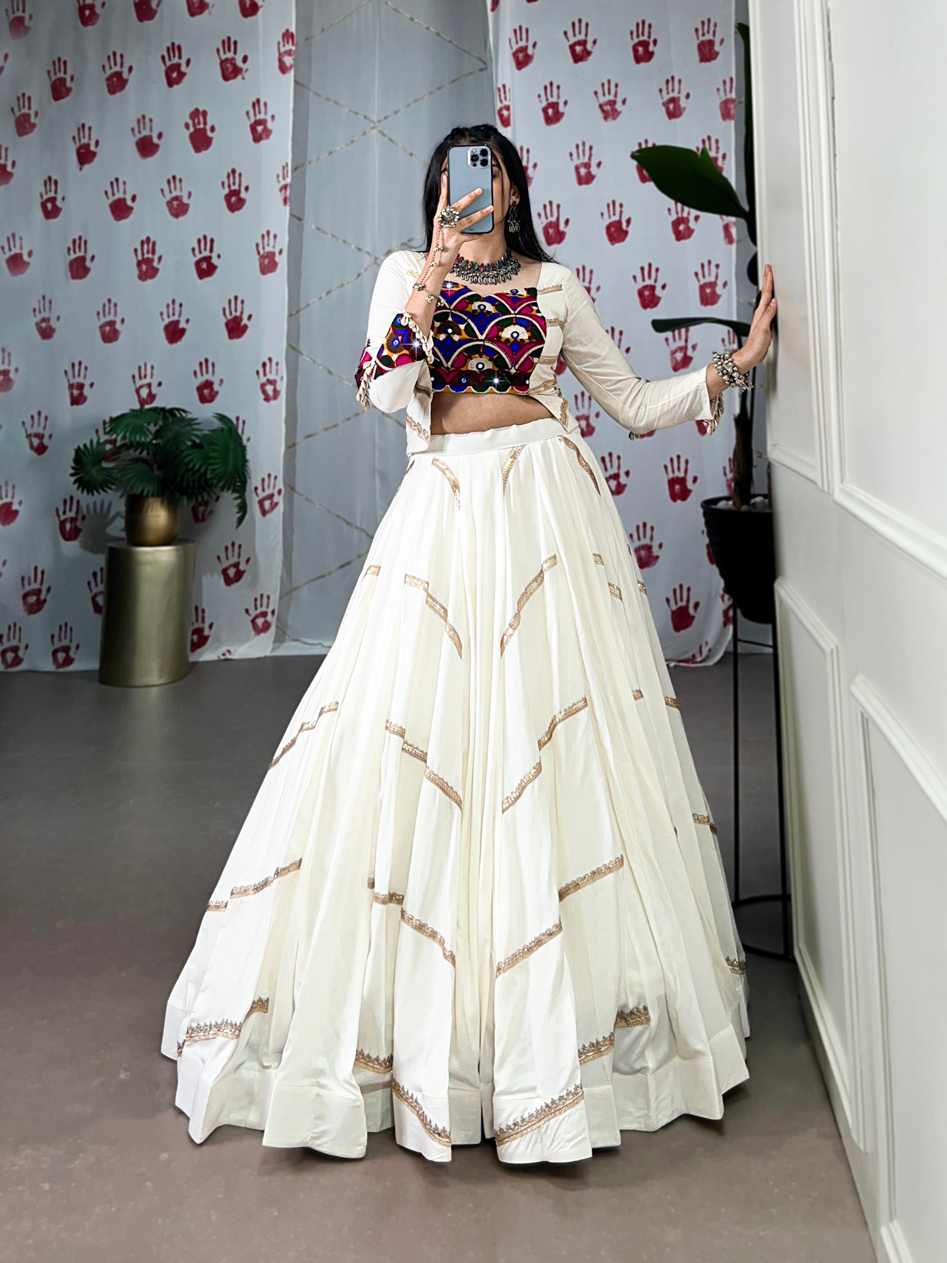 WHITE GAMTHI WORK NAVRATRI LEHENGA
