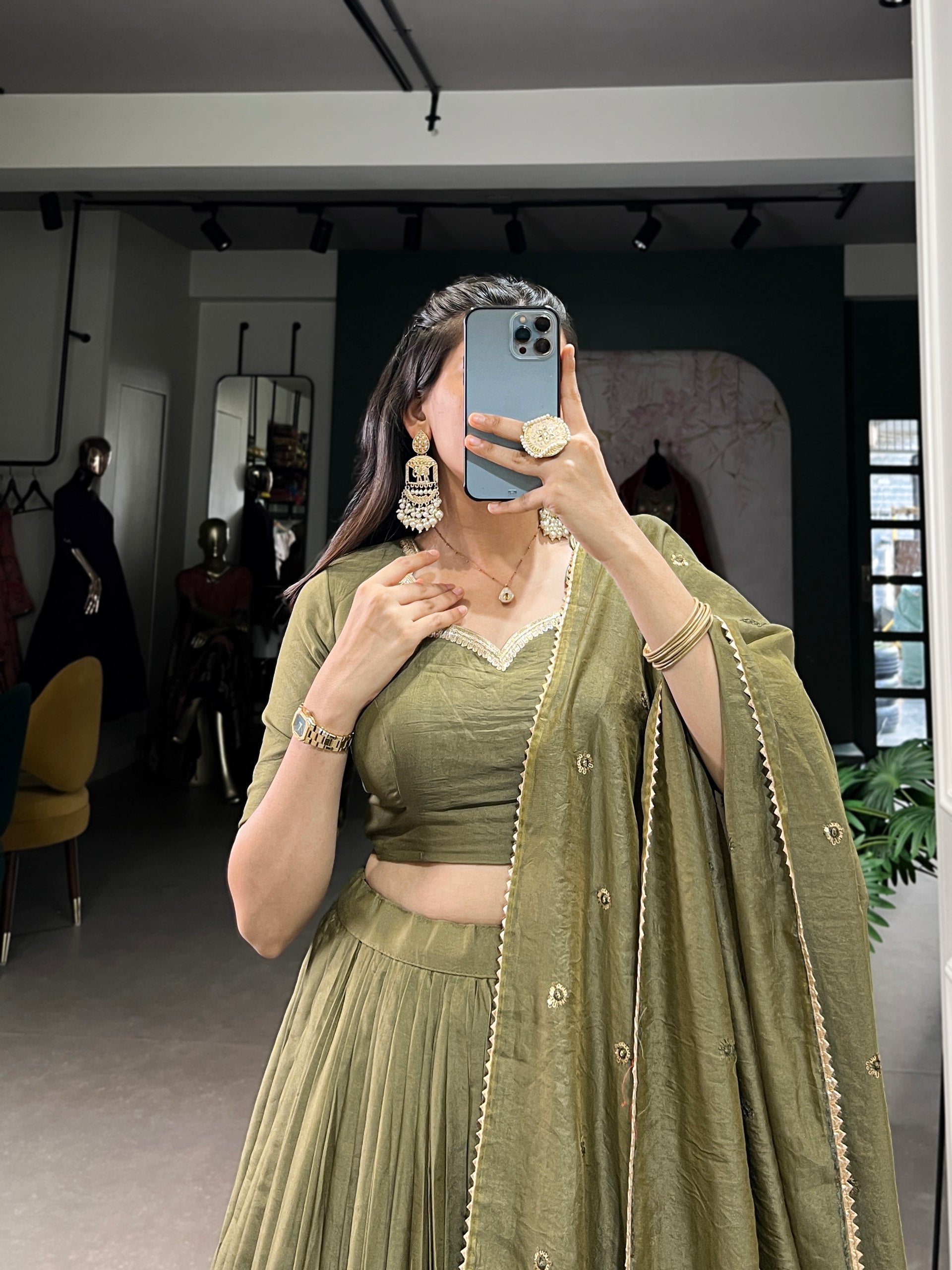 DESIGNER MEHNDI LEHENGA