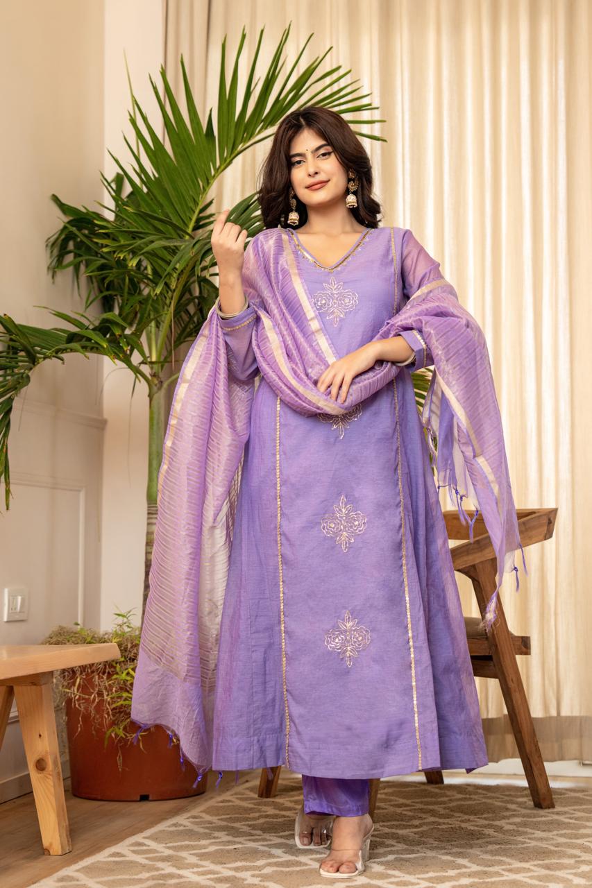 Lavender Mul Chanderi Embroidered Suit Set